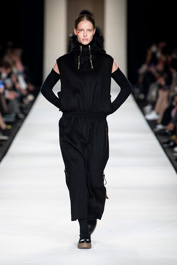 Look 16 Max Mara Brand