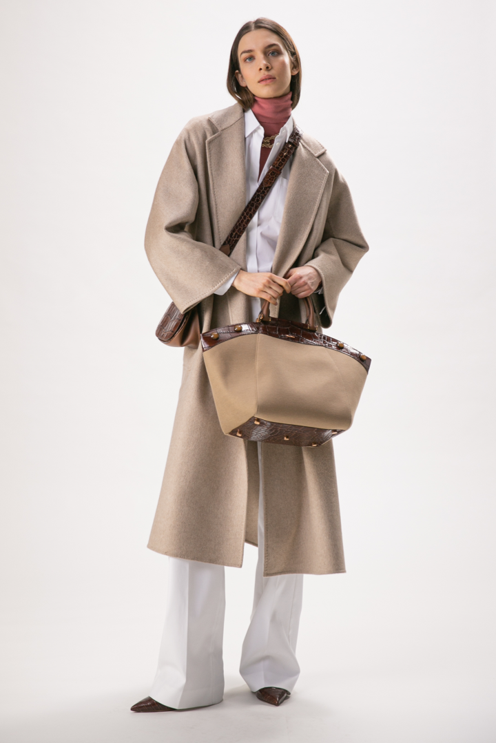 1 Max Mara Brand